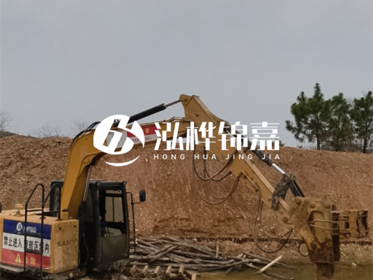 4 米防汛木樁多少根可以送貨上門？3 米松木樁 11-13 公分價(jià)格是多少？